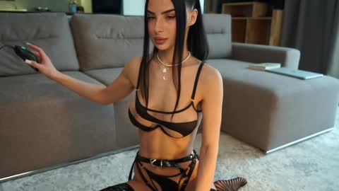 Brandi online show from 4, 3, 2025