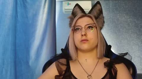 Snapshot of brandy__stars chatting on 26, 4, 2026 Belle online show from 26, 4, 2026