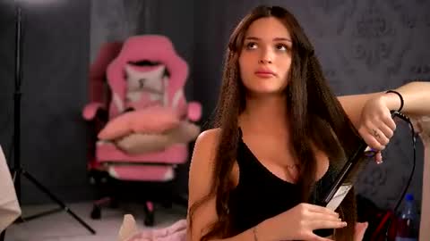 Snapshot of brattyscarlet chatting on 18, 7, 2026 Scarlet online show from 18, 7, 2026