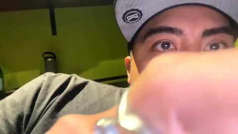 Snapshot of bravo323 chatting on 5, 2, 2025 bravo323 online show from 5, 2, 2025