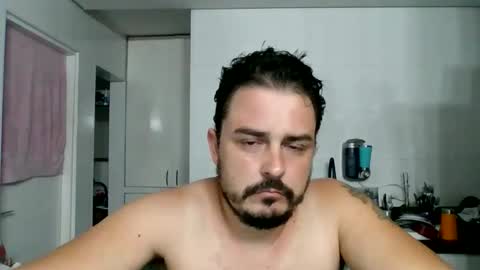 Snapshot of brazilian_boyz_cute chatting on 12, 1, 2026 TechMartins online show from 12, 1, 2026