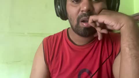 dont tell me u like to see me if you cant follow me online show from 29, 1, 2025