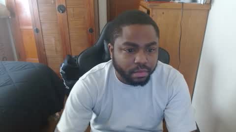 Snapshot of breadw1nnah chatting on 2, 1, 2025 Breadw1nnah online show from 2, 1, 2025