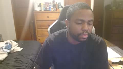 Snapshot of breadw1nnah chatting on 23, 12, 2025 Breadw1nnah online show from 23, 12, 2025