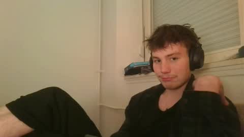 Snapshot of breaxaam chatting on 4, 12, 2025 breaxaam online show from 4, 12, 2025