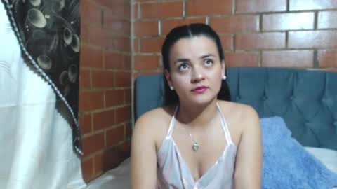 brenda69699 online show from 5, 2, 2025