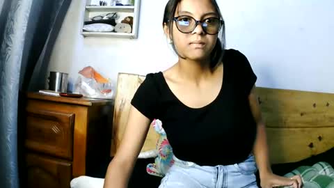 Snapshot of brenda817 chatting on 27, 7, 2026 brenda817 online show from 27, 7, 2026