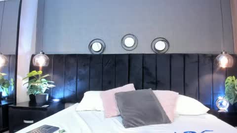 Snapshot of brenda__garcia chatting on 10, 5, 2026 online show from 10, 5, 2026