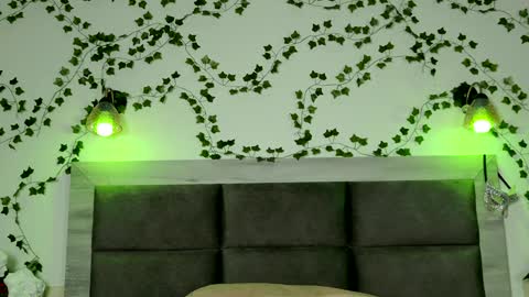 Snapshot of brenda_m00n chatting on 6, 2, 2025 Brenda online show from 6, 2, 2025