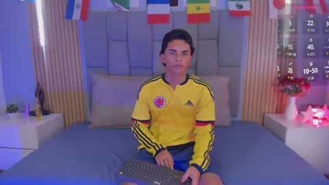 Snapshot of brenda_n_stevenn chatting on 7, 7, 2026 Brenda and Stevenn online show from 7, 7, 2026