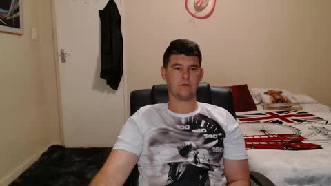 Snapshot of brendansexyboy098754 chatting on 19, 3, 2026 ask me lol online show from 19, 3, 2026