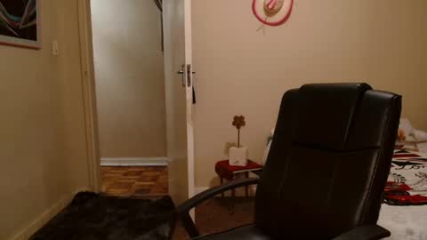 Snapshot of brendansexyboy098754 chatting on 30, 3, 2026 ask me lol online show from 30, 3, 2026