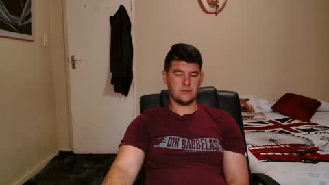 Snapshot of brendansexyboy098754 chatting on 8, 4, 2026 ask me lol online show from 8, 4, 2026