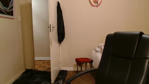 Snapshot of brendansexyboy098754 chatting on 9, 4, 2026 ask me lol online show from 9, 4, 2026