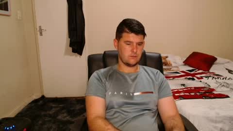 Snapshot of brendansexyboy098754 chatting on 11, 4, 2026 ask me lol online show from 11, 4, 2026