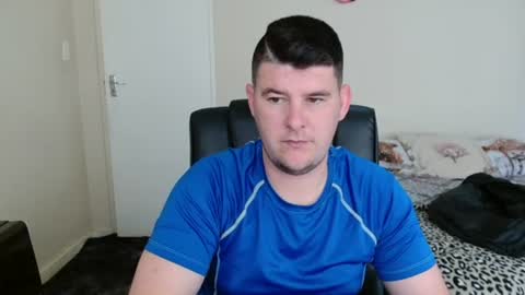 Snapshot of brendansexyboy098754 chatting on 14, 7, 2026 ask me lol online show from 14, 7, 2026