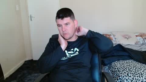 Snapshot of brendansexyboy098754 chatting on 15, 7, 2026 ask me lol online show from 15, 7, 2026