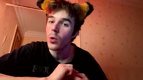 Snapshot of brendon000hardt chatting on 5, 4, 2026 brendon000hardt online show from 5, 4, 2026