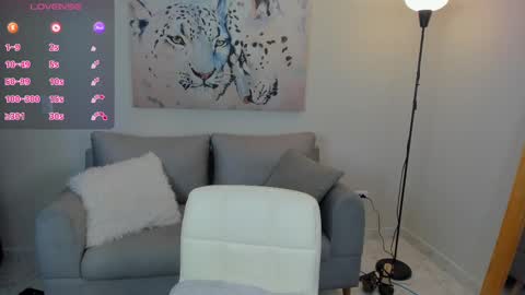 Snapshot of brennawalker chatting on 5, 10, 2025 Brenna Walker IG 4lexandracasas online show from 5, 10, 2025