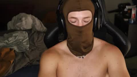 Snapshot of brentonverde chatting on 18, 11, 2025 brentonverde online show from 18, 11, 2025