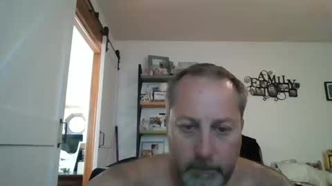 Snapshot of brettsky chatting on 10, 10, 2025 hey online show from 10, 10, 2025