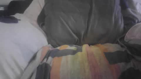 Snapshot of bri20fu chatting on 19, 3, 2026 raining down on me online show from 19, 3, 2026