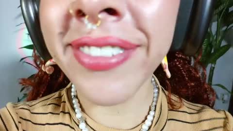 Snapshot of bri_von_dhara_ chatting on 4, 4, 2026 Bri online show from 4, 4, 2026