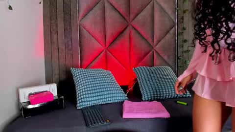 B R I A  online show from 7, 4, 2026