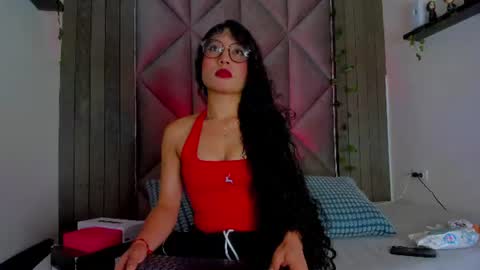 Snapshot of briaconner_ chatting on 7, 7, 2026 B R I A online show from 7, 7, 2026