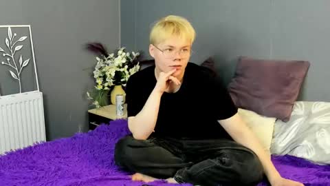 Snapshot of brian_mils chatting on 29, 4, 2026 brian_mils online show from 29, 4, 2026