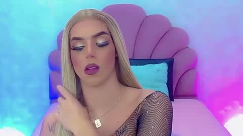 BRIANA online show from 11, 12, 2024