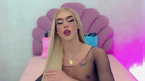 BRIANA online show from 20, 2, 2025