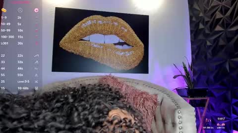 BRIANA online show from 1, 3, 2025