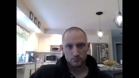 Snapshot of briantibs20 chatting on 5, 2, 2026 briantibs20 online show from 5, 2, 2026