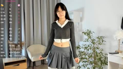 Snapshot of bridgetbottrell chatting on 28, 10, 2025 Hanna online show from 28, 10, 2025