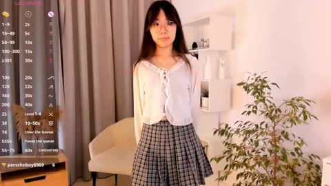 Snapshot of bridgetbottrell chatting on 29, 10, 2025 Hanna online show from 29, 10, 2025