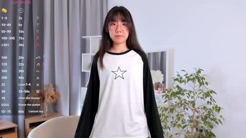 Snapshot of bridgetbottrell chatting on 18, 11, 2025 Hanna online show from 18, 11, 2025