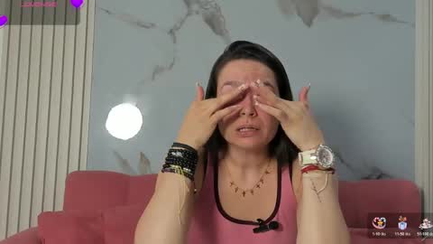    online show from 13, 4, 2026