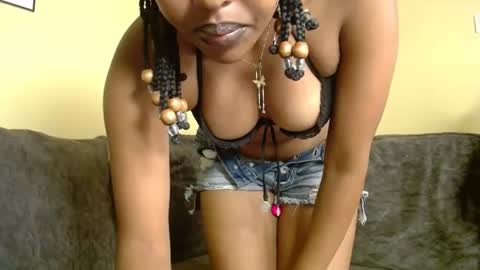 Snapshot of briella_10 chatting on 26, 6, 2026 briella online show from 26, 6, 2026