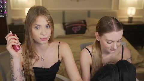 Diamonds Girls online show from 28, 11, 2025