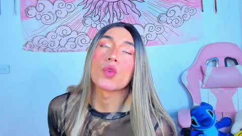 Snapshot of brihanna_cooper chatting on 27, 3, 2026 bri online show from 27, 3, 2026