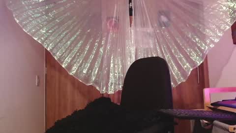 Brilla Mettal online show from 24, 1, 2025