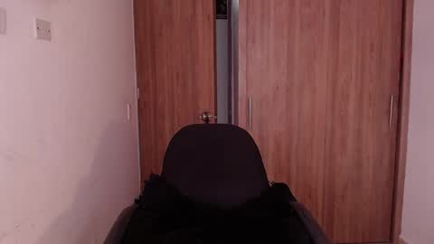 Snapshot of brillamettal chatting on 26, 3, 2026 Brilla Mettal online show from 26, 3, 2026