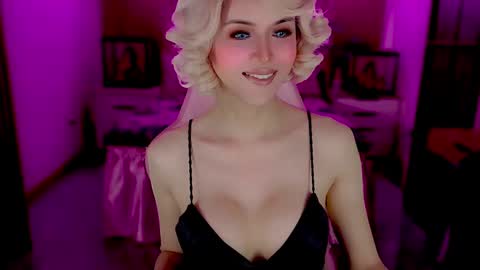 Snapshot of brionatop chatting on 7, 11, 2025 brionatop online show from 7, 11, 2025