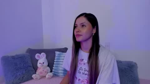 Snapshot of brisa_blue chatting on 14, 11, 2025 Brisa online show from 14, 11, 2025