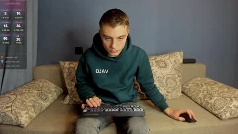 bristlebback online show from 26, 2, 2025