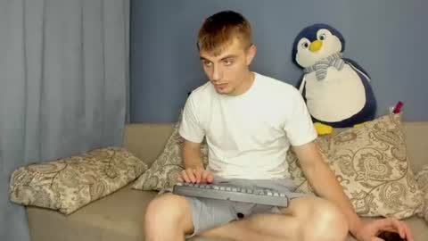 Snapshot of bristlebback chatting on 16, 6, 2026 bristlebback online show from 16, 6, 2026