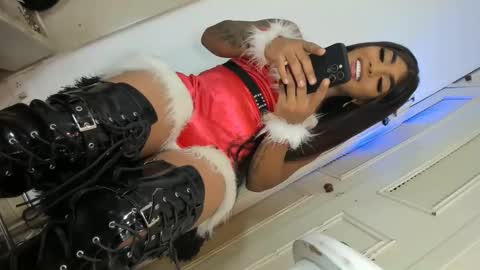 Snapshot of britannyxhorny chatting on 24, 12, 2024 britannyxhorny online show from 24, 12, 2024