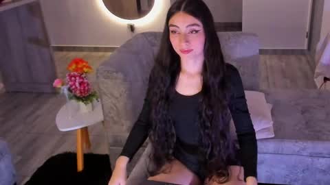 Snapshot of britany__lenox chatting on 25, 4, 2026 britany lenox online show from 25, 4, 2026