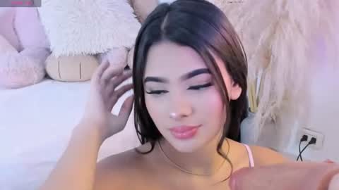 britanylin__ online show from 9, 7, 2026